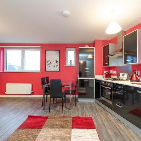 The New Lochend Park View Residence Единбург Екстериор снимка