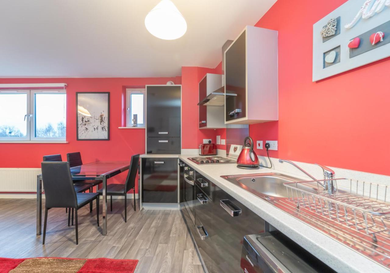 The New Lochend Park View Residence Единбург Екстериор снимка